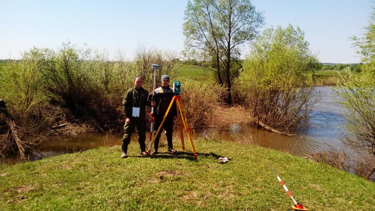 в командировке на изысканиях